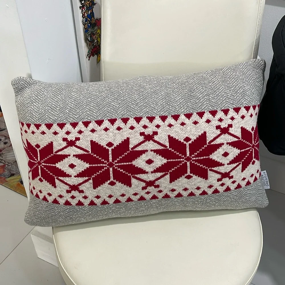 Winter Dreams Gray/White/Red 